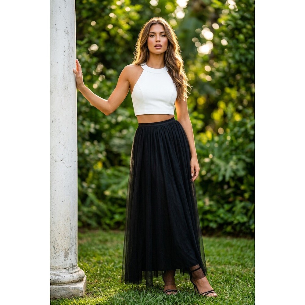 Harper & Lemon 2-Piece Formal Set Womens M High Neck Crop Top Tulle Skirt